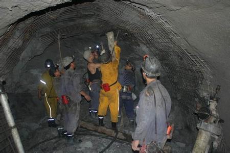 揭西工程爆破中的危险因素分析以及应对工程爆破危险的措施